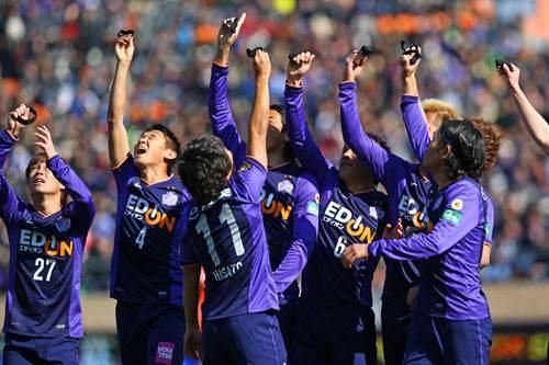 包含欧洲豪门争夺胜利,球迷热切期待的词条 包含欧洲豪门争夺胜利,球迷热切期待的词条