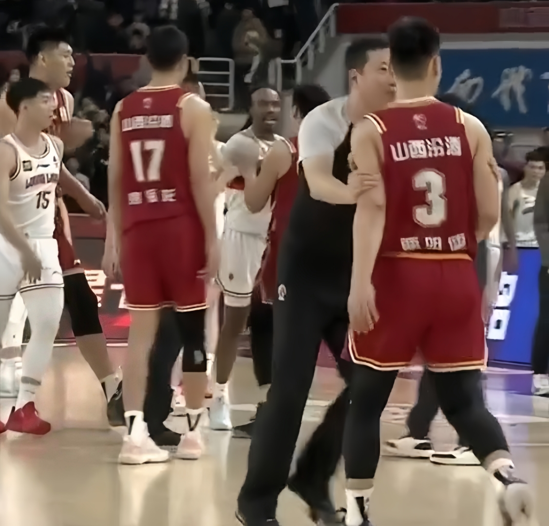 杏彩体育入口-山西男篮不敌上海队，遭遇两连败