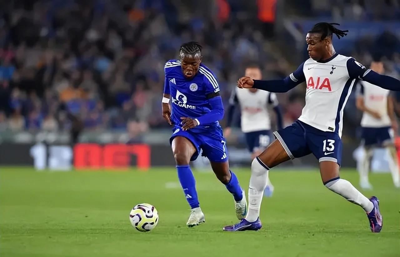 关于阿森纳客场遭遇平局,遗憾失去积分的信息 关于阿森纳客场遭遇平局,遗憾失去积分的信息