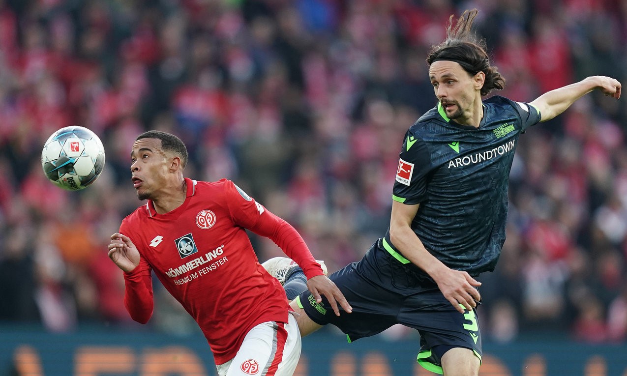 杏彩体育网页版登录入口-美因茨获得宝贵三分，摆脱降级区的简单介绍