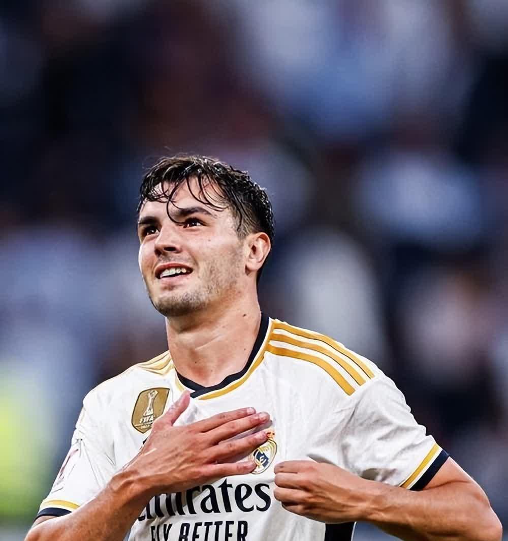 杏彩体育中国官网-阿尔梅里亚主场战胜塞维利亚，收获胜利的简单介绍