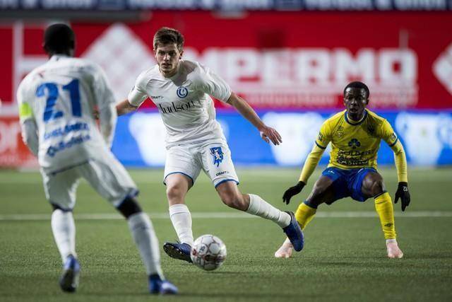 法兰克福客场不敌对手,积分稍微受挫的简单介绍 法兰克福客场不敌对手,积分稍微受挫的简单介绍