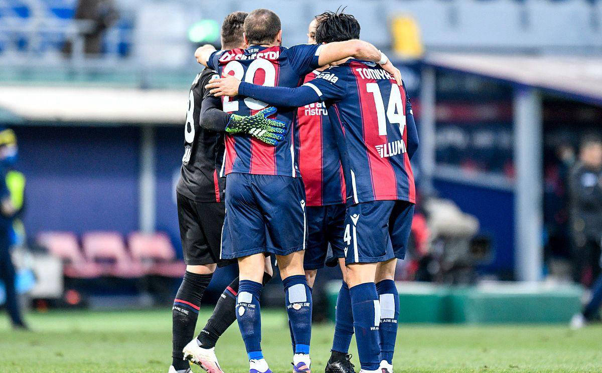 包含博洛尼亚主场艰难战胜对手,夺得宝贵三分的词条 包含博洛尼亚主场艰难战胜对手,夺得宝贵三分的词条